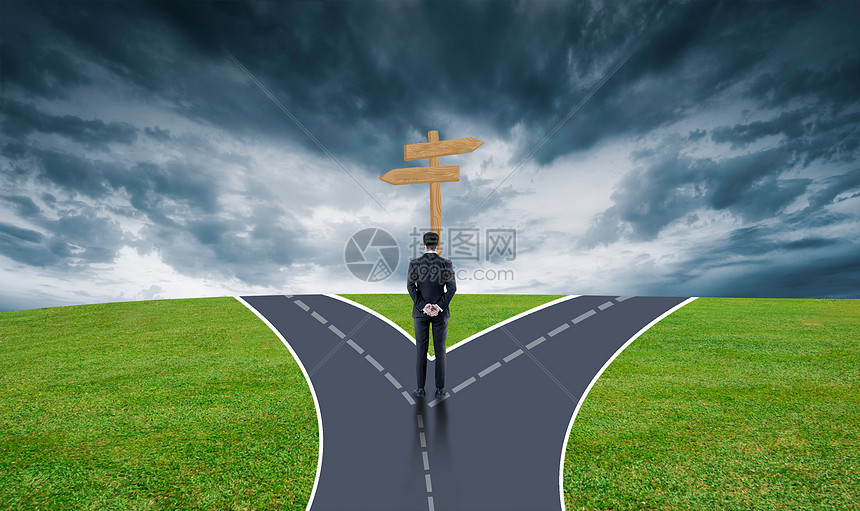 贵港港—南沙港内外贸集装箱同船运输业务启动